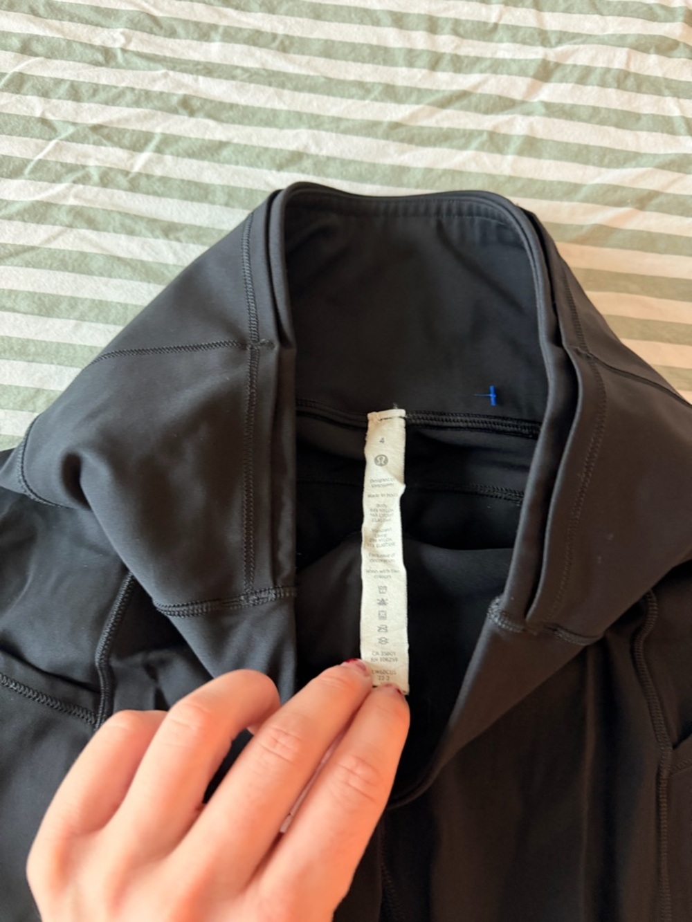 lululemon athletica Black Cropped High-Waist Leggings with Side Panels - Picture 4 of 6